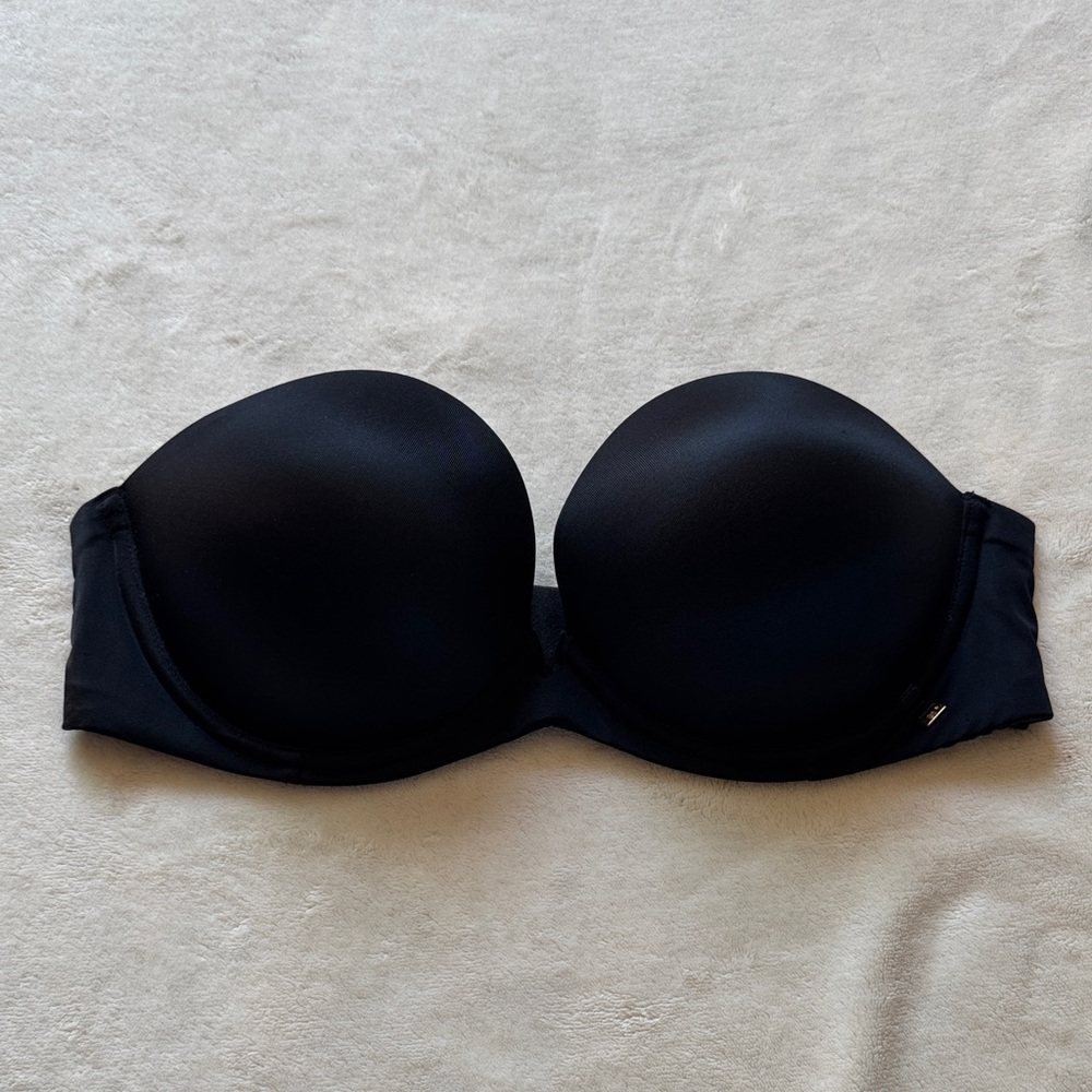 Victoria’s Secret 34C Very Sexy Strapless Bra 🖤